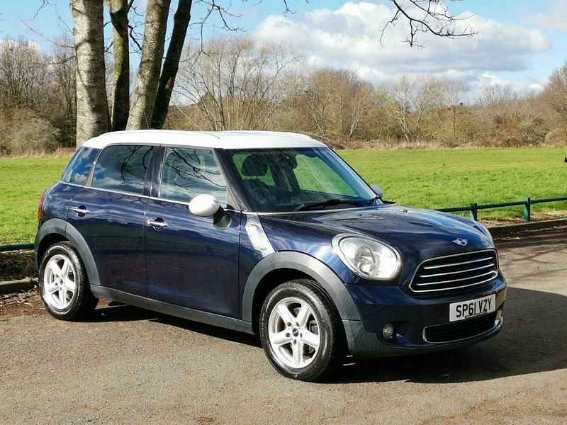 Blue Used 2011 Mini Cooper Hatchback | £3,895 (Expensive) - Image 1/4