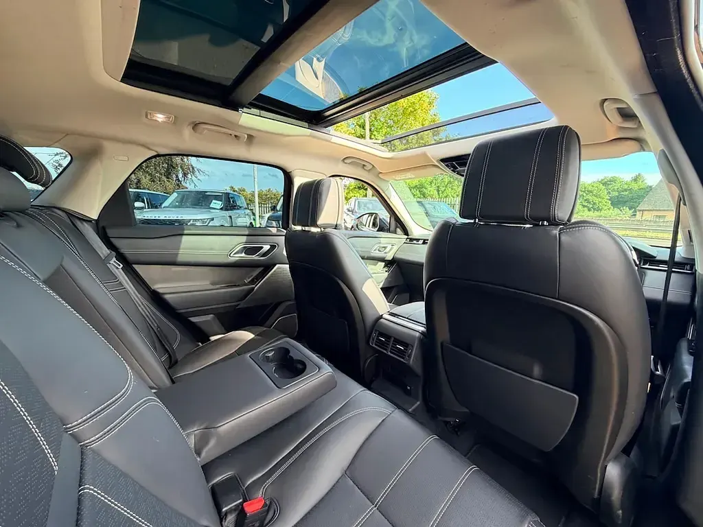 Used Land Rover Range Rover Velar HSE 300 HP (220 kW) 2017 Black SUV