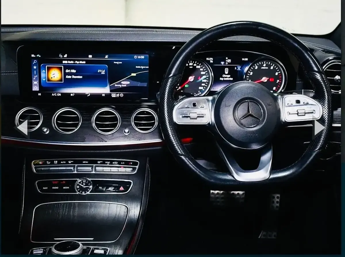 Usado Mercedes E200 AMG line 184 HP (135 kW) 2019 Prateado Sedan