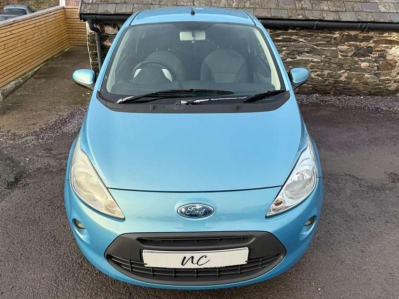 Używany Ford Ka Zetec 69 KM (50 kW) 2010 Niebieski Hatchback