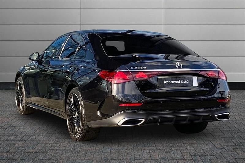 Used Mercedes E300 Urban 313 HP (230 kW) 2025 Black Sedan