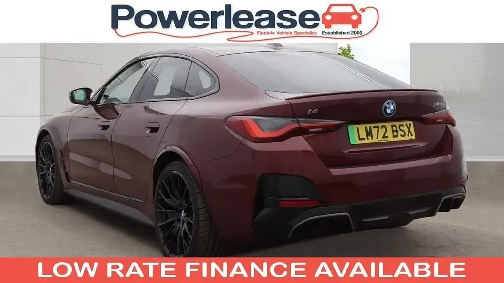 Begagnad BMW i4 Shadowline 400 kW (544 HK) 2022 Röd Sedan