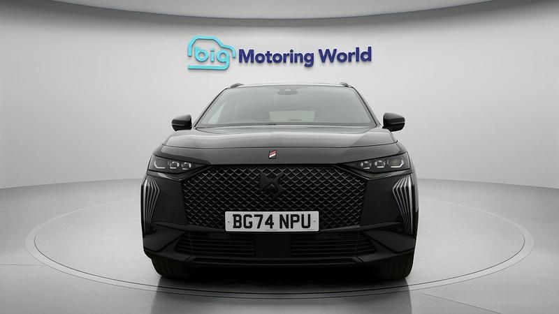 Used DS Automobiles DS7 Crossback Performance Line Plus 130 HP (95 kW) 2024 Black SUV
