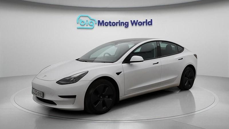 Used Tesla Model 3 Standard Range Plus 177 kW (241 HP) 2022 Sedan