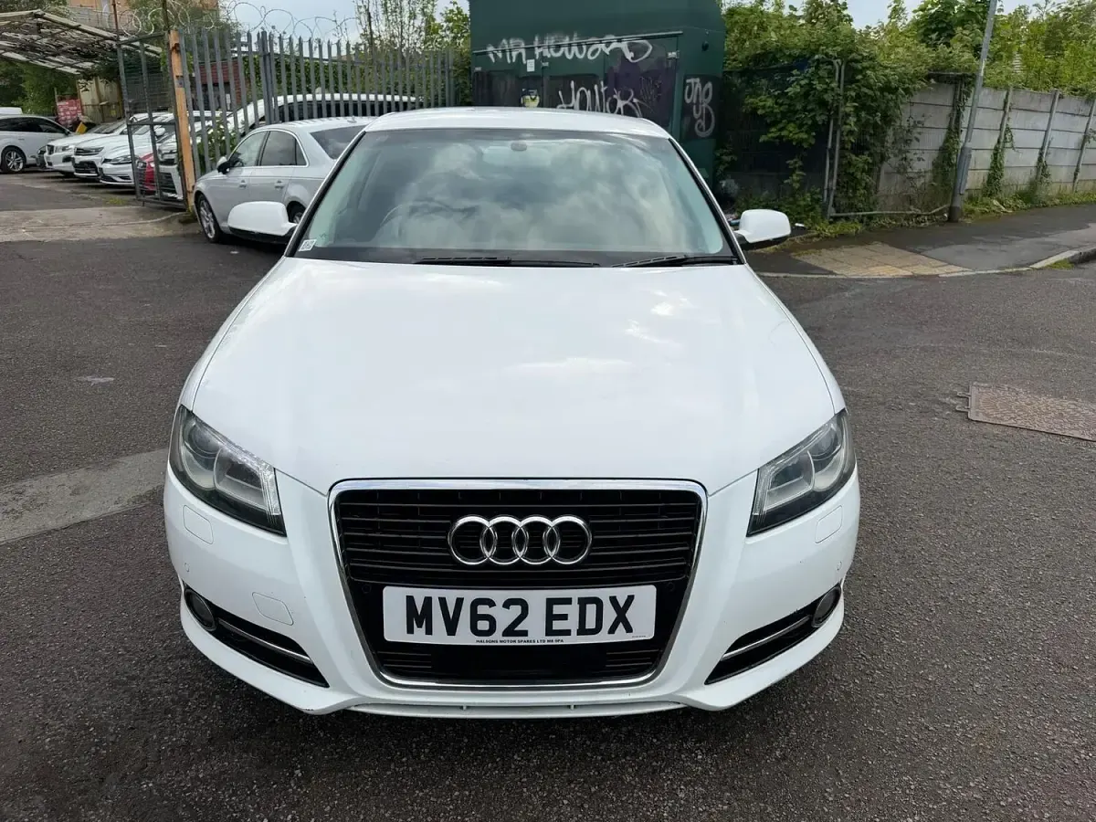 Used Audi A4 S-Line 122 HP (89 kW) 2026 White
