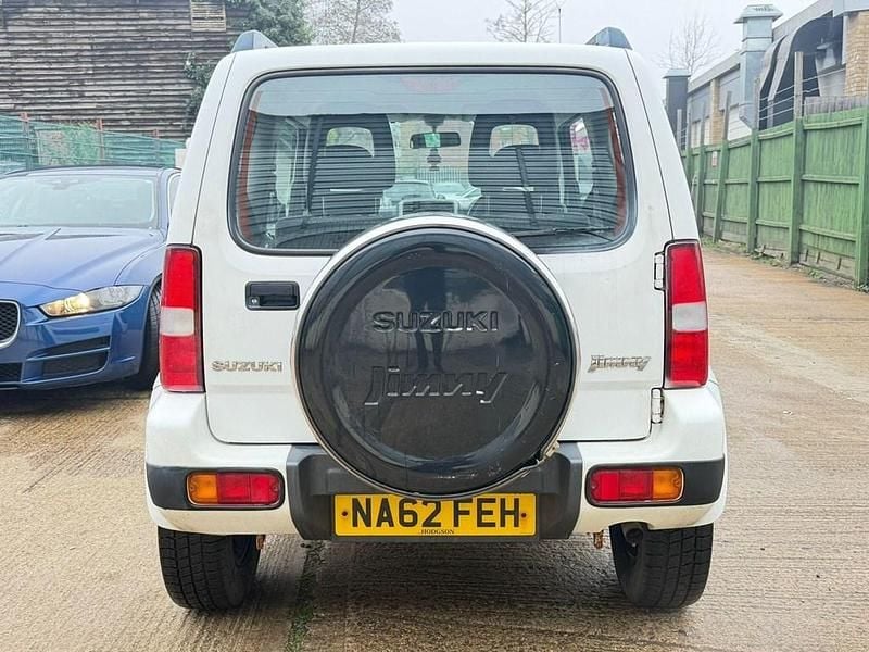 Używany Suzuki Jimny SZ3 2012 Biały SUV