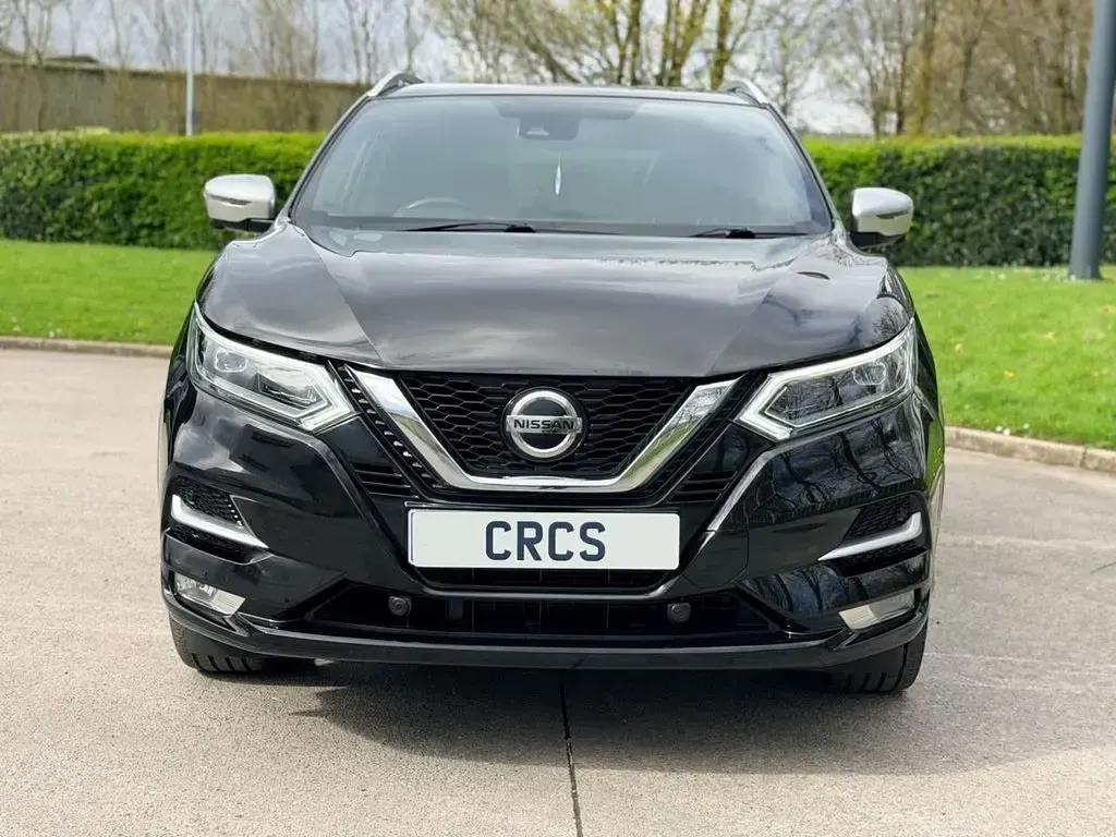 Used Nissan Qashqai S 140 HP (102 kW) 2019 Black SUV