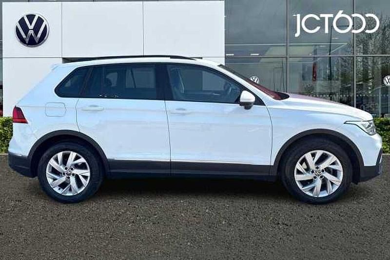 Used VW Tiguan Life 150 HP (110 kW) 2022 White SUV