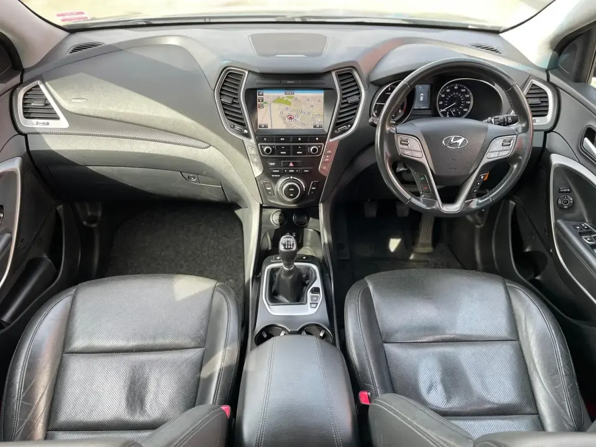 Used Hyundai Santa Fe Premium 2018 Blue SUV