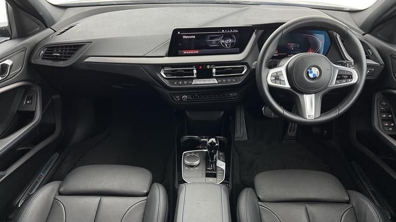 Used BMW 118 M Sport 134 HP (98 kW) 2022 Black Hatchback