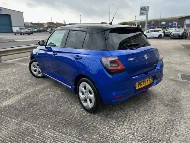 Used Suzuki Swift 82 HP (60 kW) 2026 Blue Hatchback