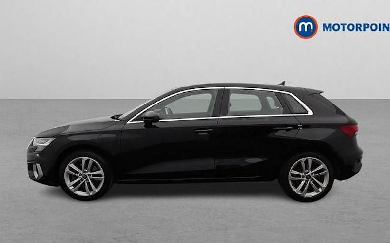 Used Audi A3 Sportback e-tron Sport 204 HP (150 kW) 2025 Hatchback