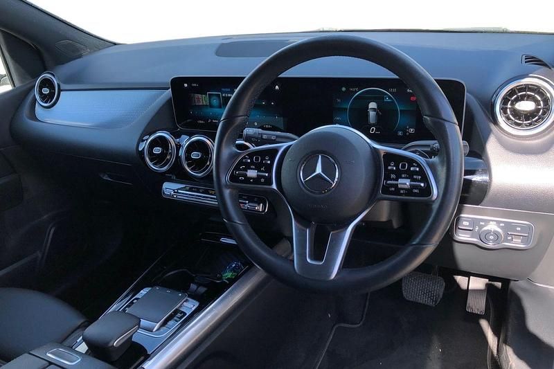 Used Mercedes B200 Executive 2020 White MPV