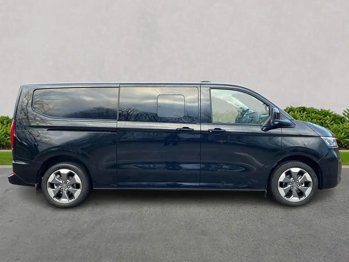 Used VW T7 Pro 160 kW (218 HP) 2025 Black Van