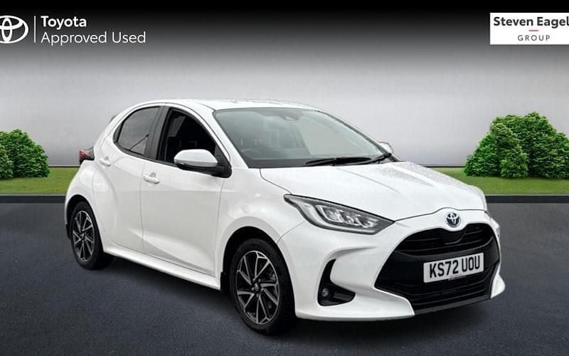 Used Toyota Yaris Hybrid Design 116 HP (85 kW) 2025 Hatchback