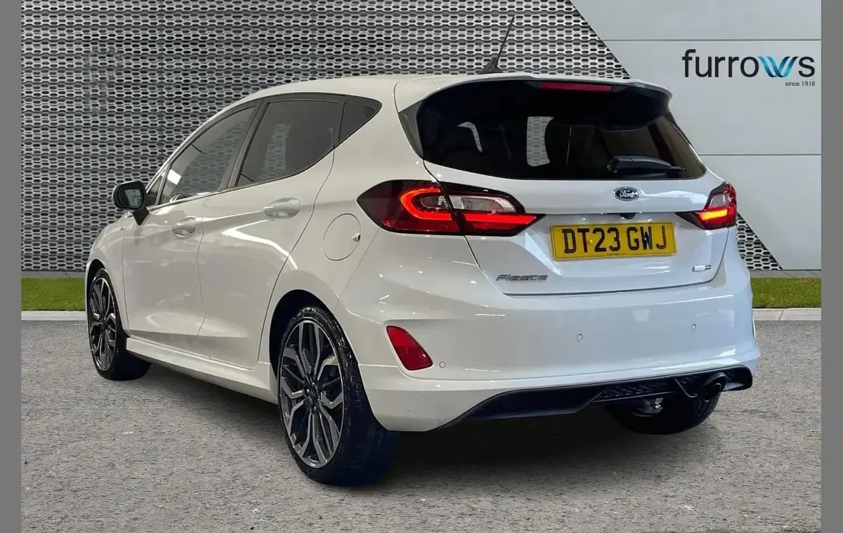 Used Ford Fiesta ST-Line X 123 HP (90 kW) 2023 White Hatchback