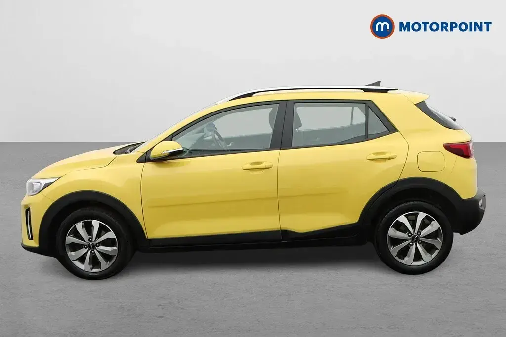 Used Kia Stonic 99 HP (72 kW) 2025 Yellow SUV