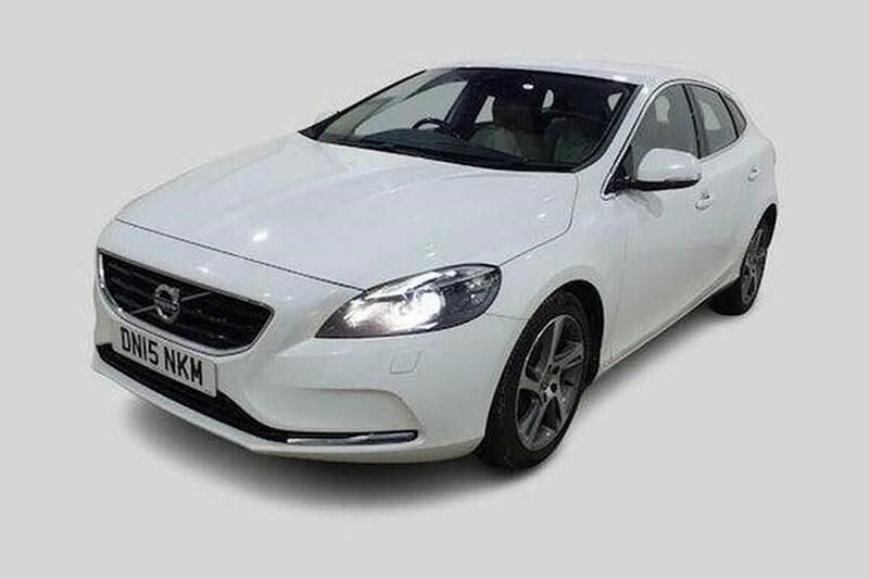 Used 2015 Volvo V40 SE Lux Hatchback | £3,500 (Fair price) - Image 1/1