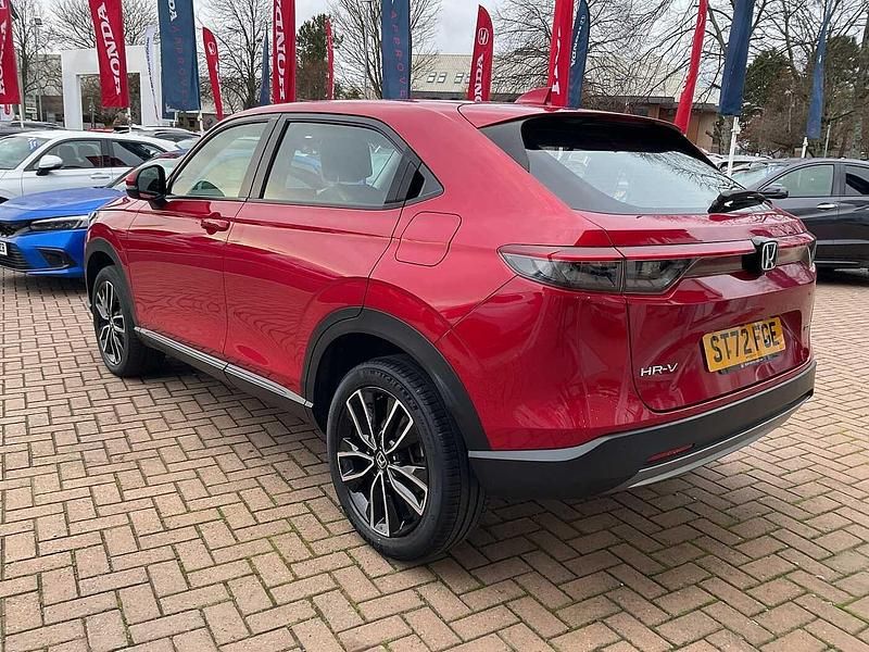 Used Honda HR-V Elegance 131 HP (96 kW) 2023 Red SUV