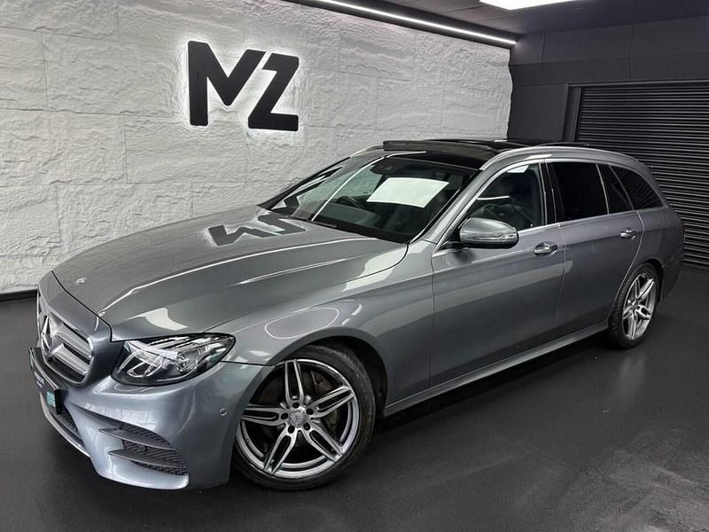 Begagnad Mercedes E220 AMG Line Premium 2017 Grå Kombi