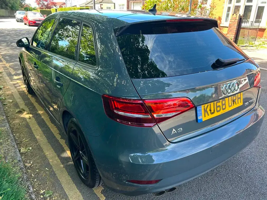 Used Audi A3 Sportback 150 HP (110 kW) 2018 Grey Hatchback