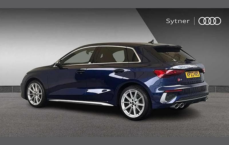Used Audi S3 Sportback Comfort 310 HP (228 kW) 2022 Blue Hatchback