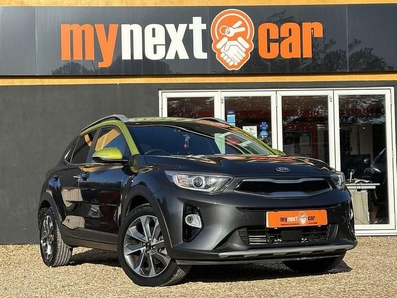 Grey Used 2018 Kia Stonic 2 SUV | £12,450 (Fair price) - Image 1/4