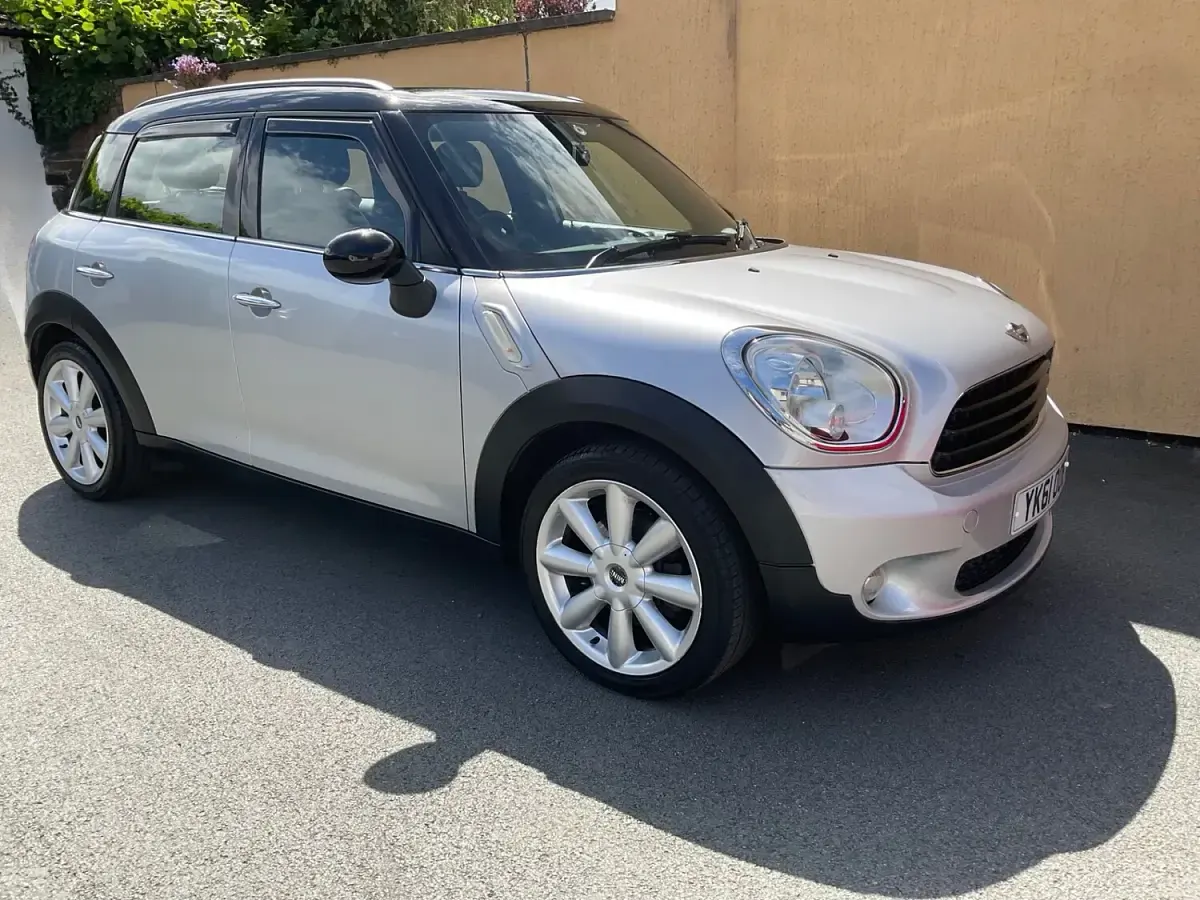 Used Mini Cooper D 2011 Silver Hatchback
