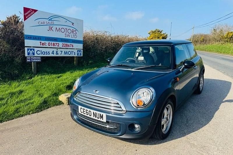 Used Mini Cooper D Hatch 112 HP (82 kW) 2010 Blue Hatchback