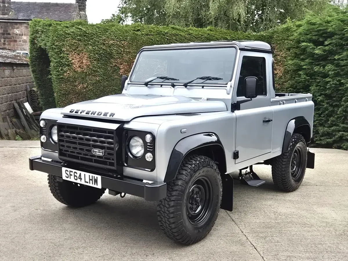 Used Land Rover Defender 2015 Silver Pickup