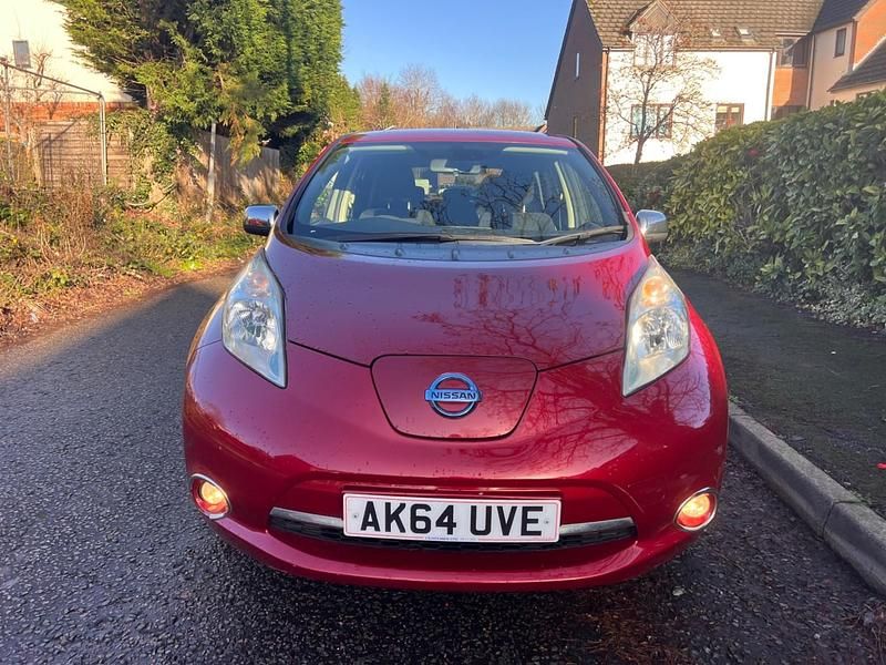 Used Nissan Leaf Acenta 80 kW (109 HP) 2015 Red Hatchback