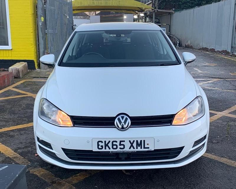 Used VW Golf VII Match 2015 White Hatchback