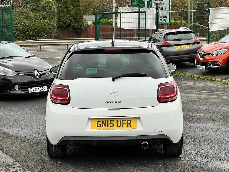 Used Citroën DS3 PureTech 2015 White Hatchback