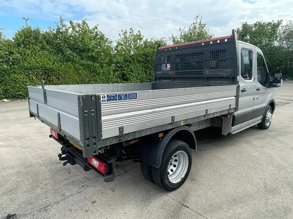 Begagnad Ford Transit S 2022 Silver Sedan