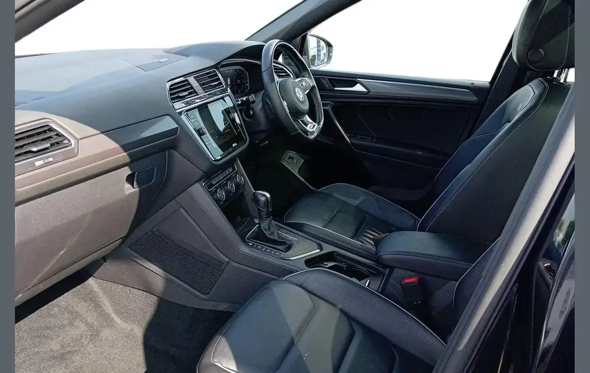 Used VW Tiguan Allspace R-line 150 HP (110 kW) 2021 Black SUV