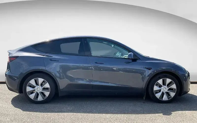 Used Tesla Model Y RWD 219 kW (299 HP) 2023 Grey SUV
