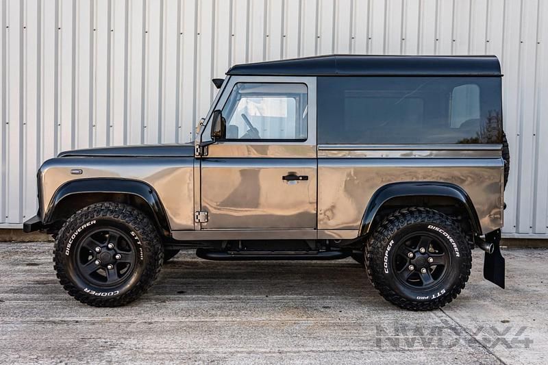 Używany Land Rover Defender 2000 Szary Kombi