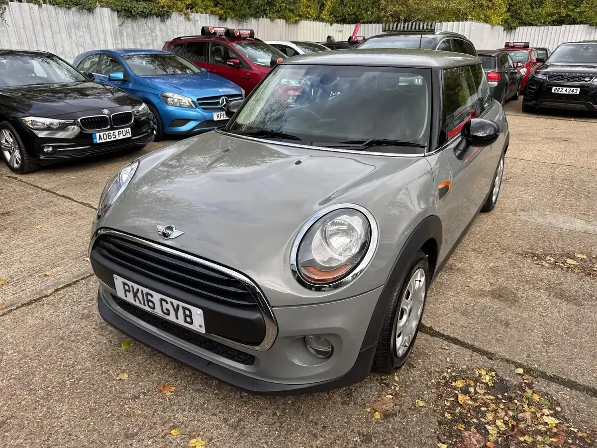 Used Mini ONE Hatch 102 HP (75 kW) 2016 Grey Hatchback