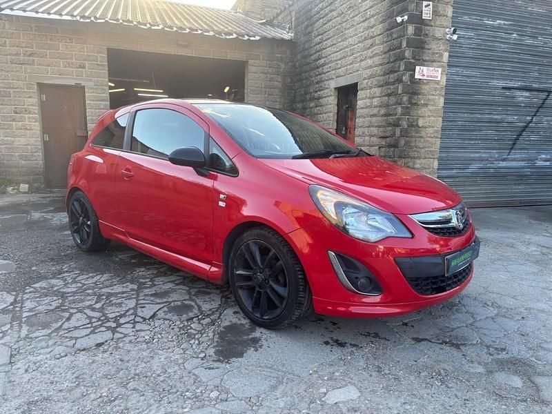 Used Vauxhall Corsa Edition 75 HP (55 kW) 2014 Red Hatchback