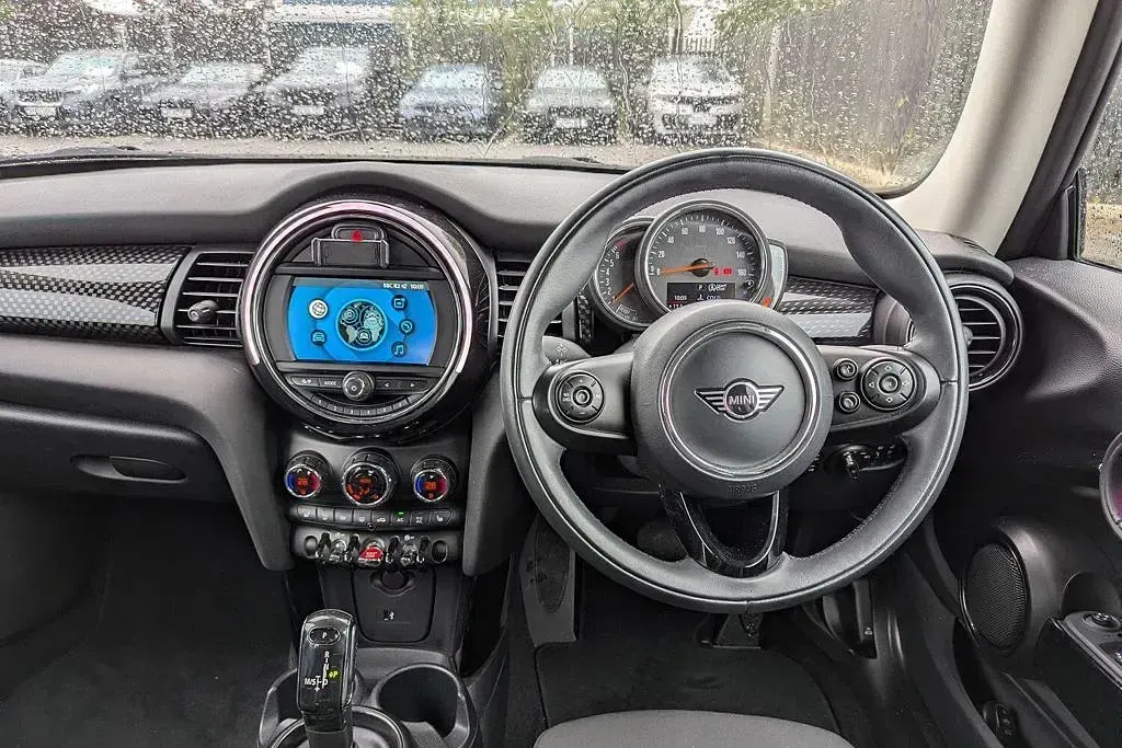 Used Mini Cooper S Classic 192 HP (141 kW) 2019 Grey Hatchback