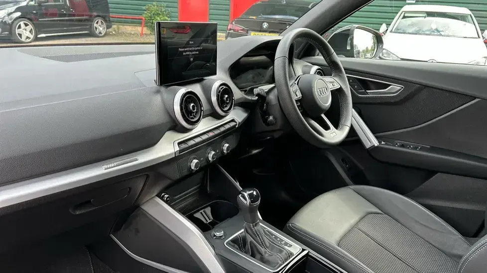 Used Audi Q2 S-Line 150 HP (110 kW) 2025 Black SUV