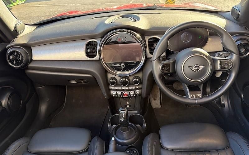 Used Mini Cooper S Cabriolet Exclusive 178 HP (130 kW) 2022 Red Cabriolet