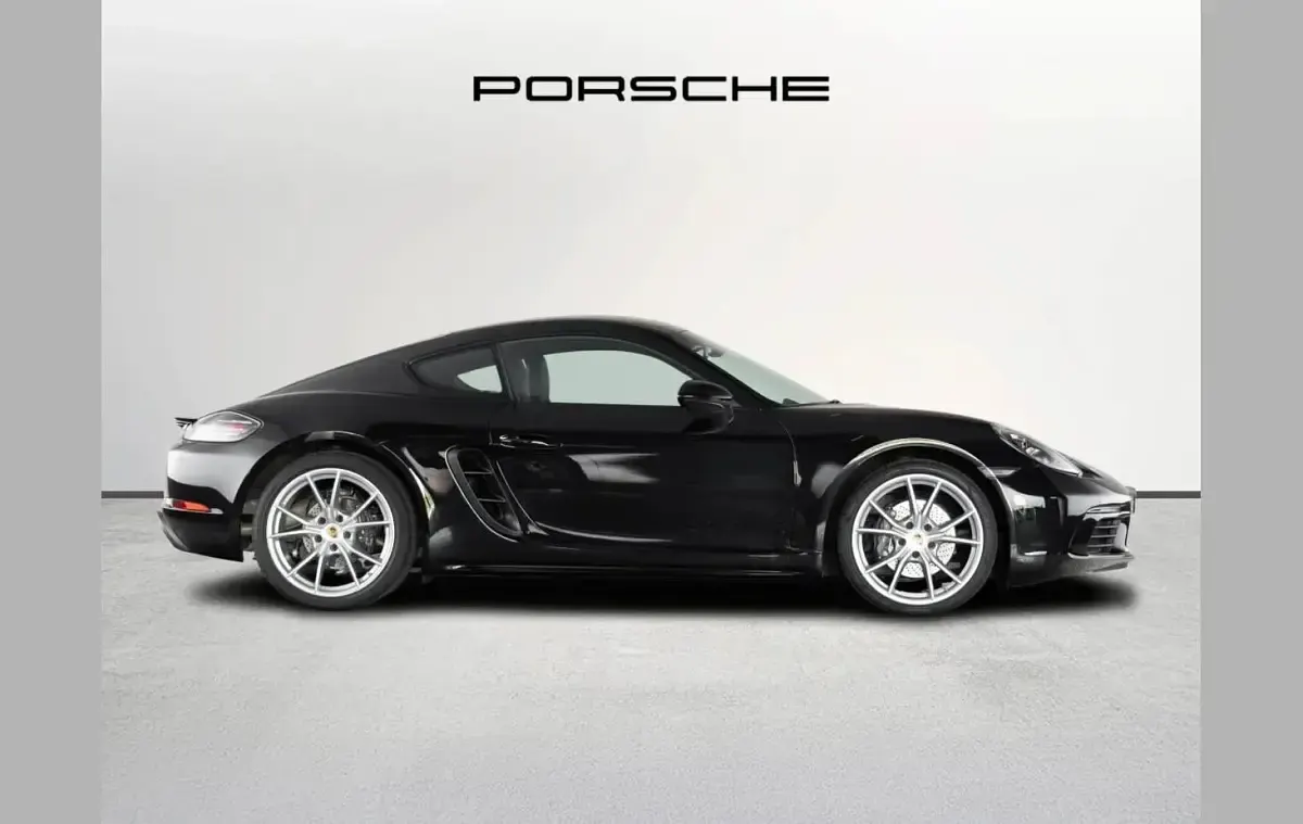 New Porsche Cayman 296 HP (217 kW) 2025 Black Coupe