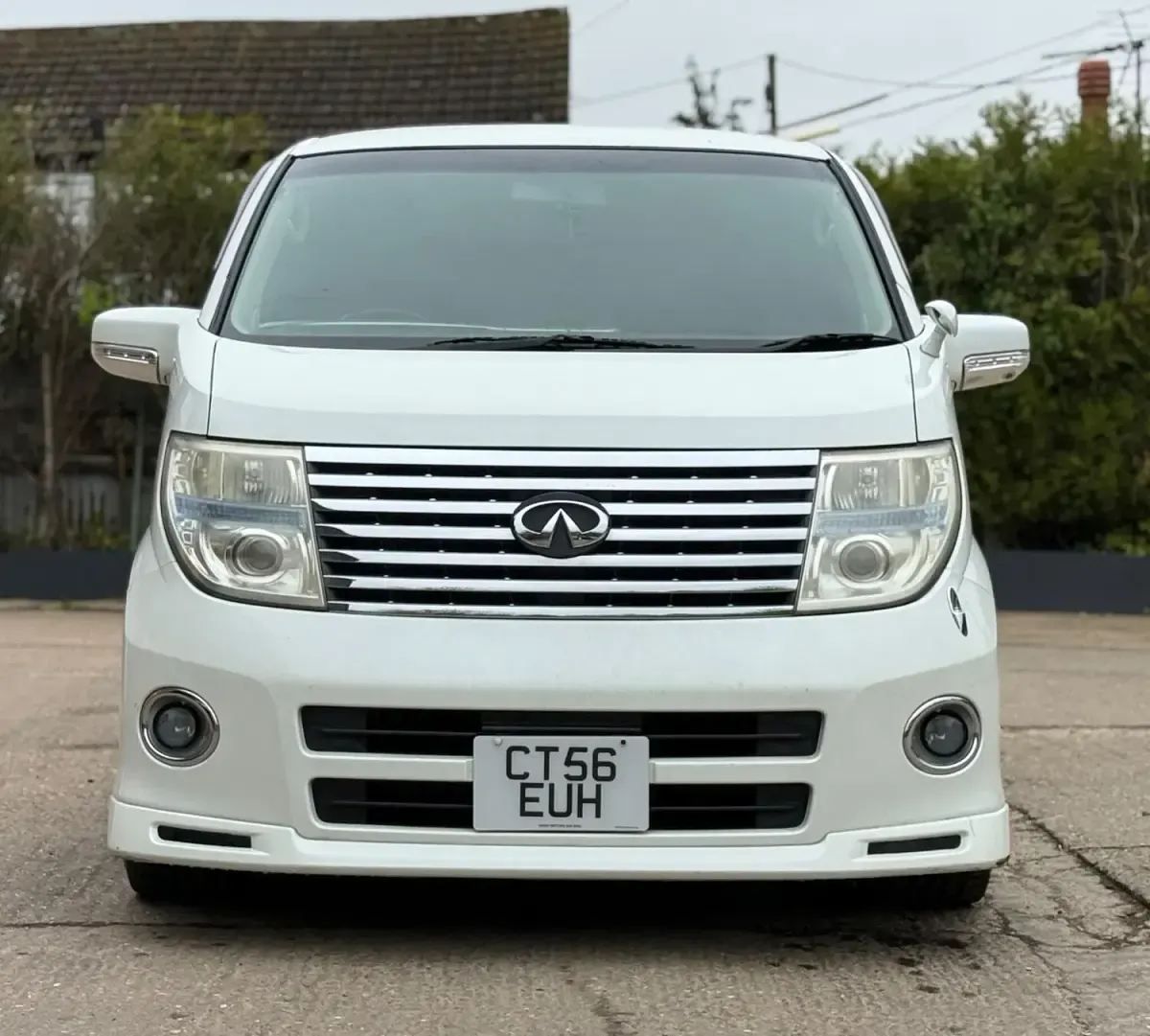 Usado Nissan Elgrand 2022 Blanco