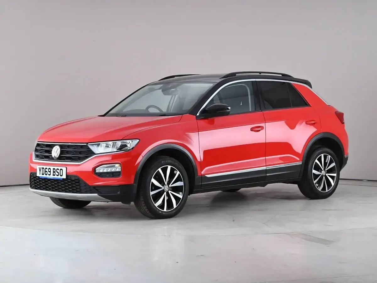 Used VW T-Roc Design 150 HP (110 kW) 2019 Red SUV