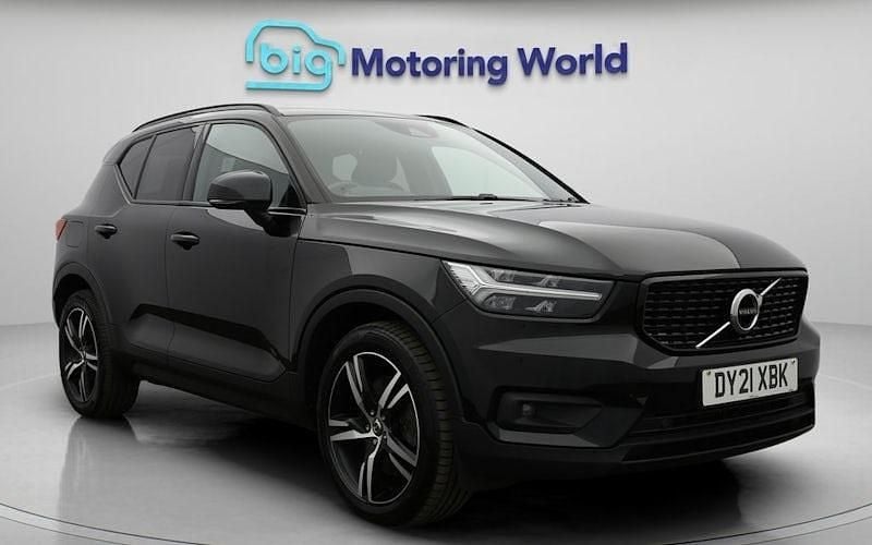 Used 2021 Volvo XC40 R-Design SUV | £17,900 (Fair price) - Image 1/4