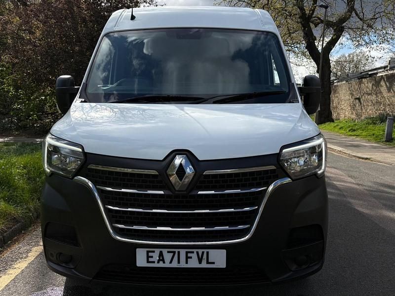 Used Renault Master Business 2021 White MPV