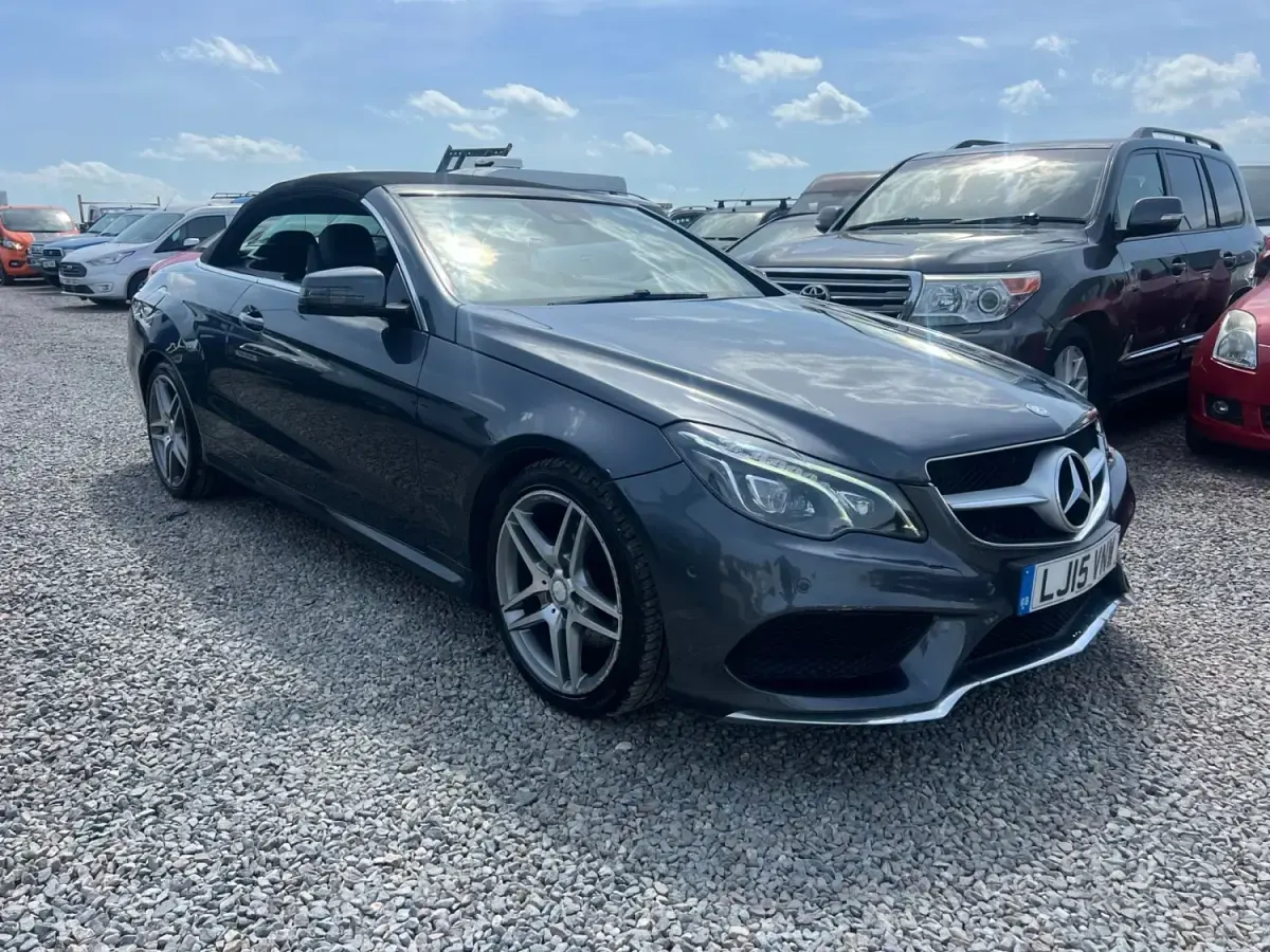 Begagnad Mercedes E250 AMG line 204 HK (150 kW) 2015 Grå Cab