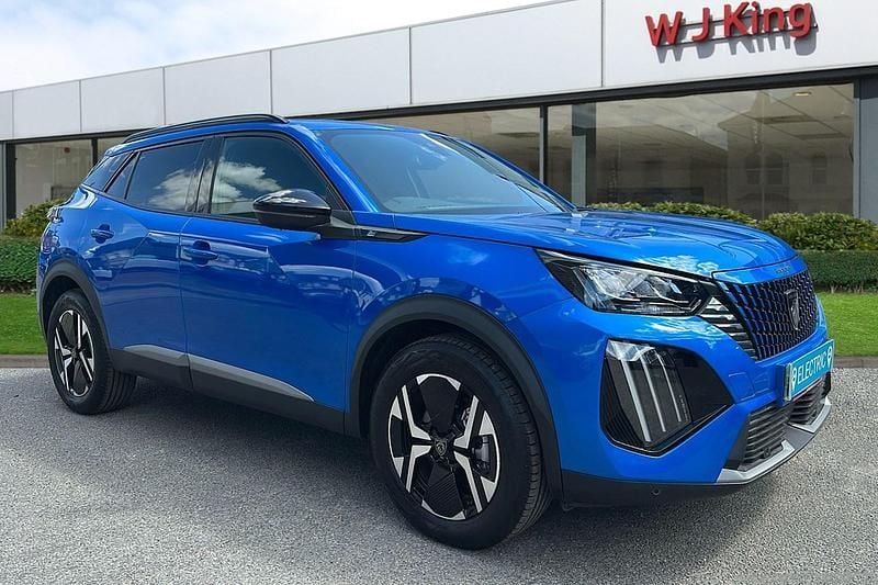 Blue New 2024 Peugeot e-2008 Allure SUV | £17,895 (Fair price) - Image 1/3