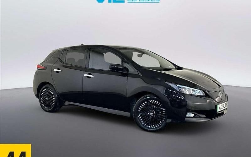 Used Nissan Leaf N-Connecta 110 kW (150 HP) 2024 Black Hatchback